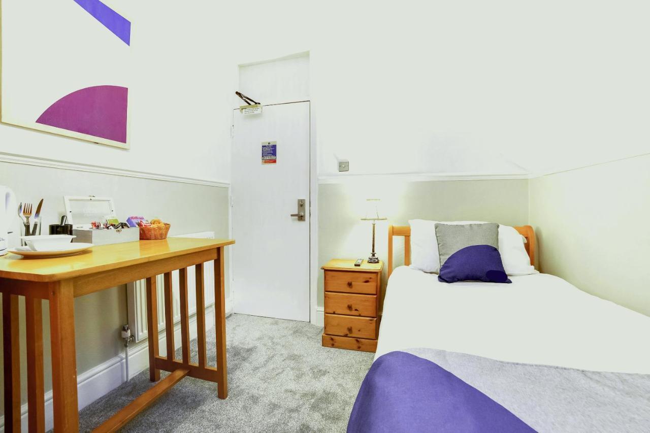 Airport Lodge Farnborough  Zimmer foto